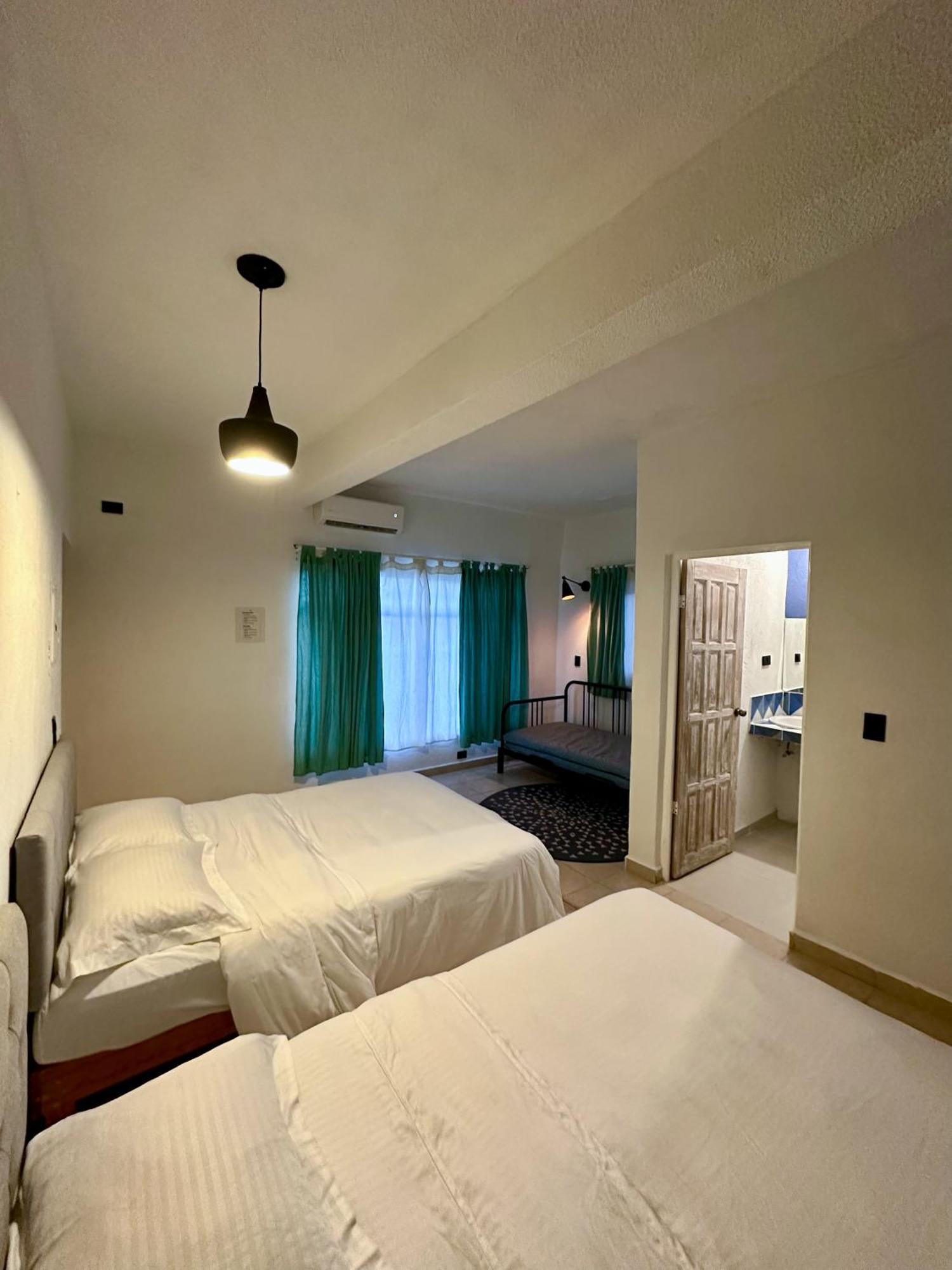 לה פז Esterito Hostel מראה חיצוני תמונה
